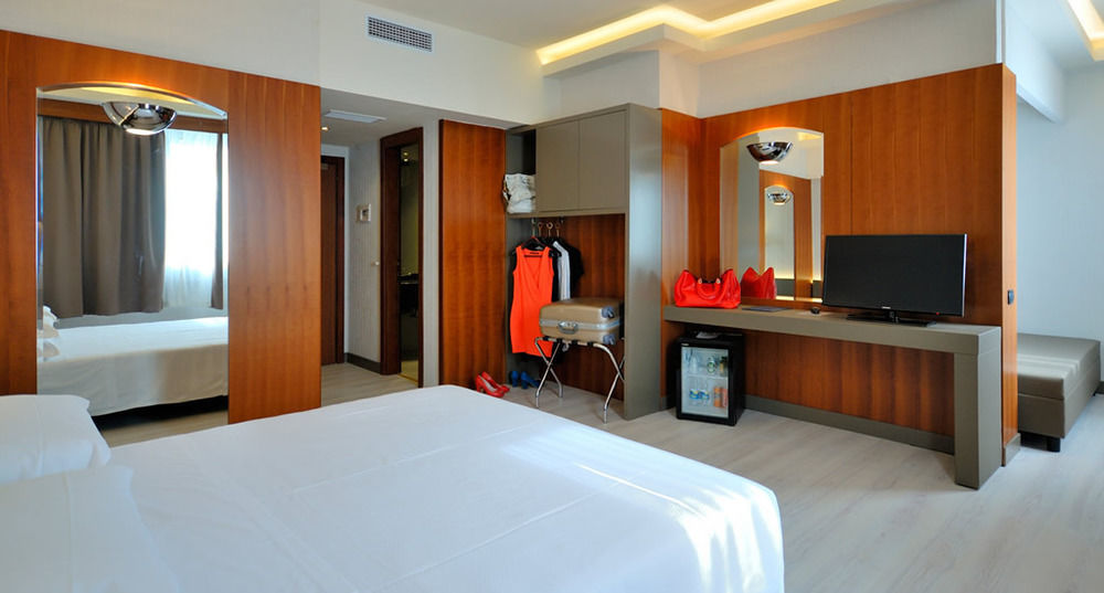 The Gate Hotel Sesto Fiorentino Esterno foto